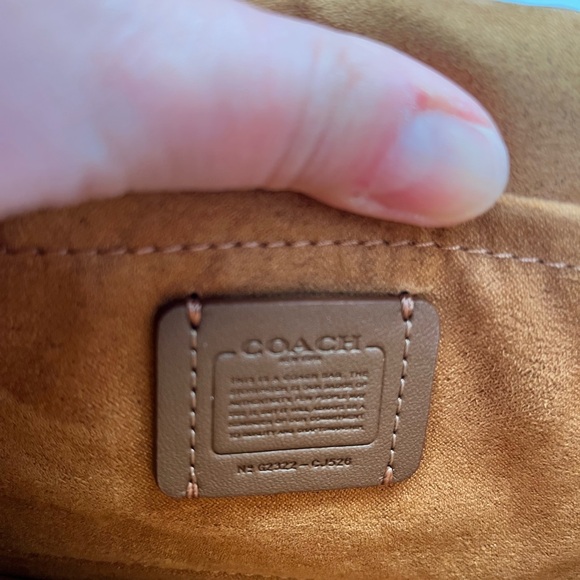 Coach Mini Klare Crossbody With Puffy Diamond Quilting - Picture 7 of 10